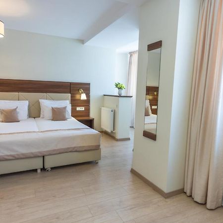 Aparthotel Sir Fundeni Tower 布加勒斯特 外观 照片