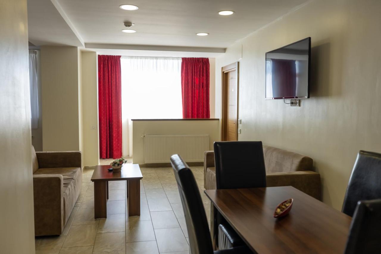 Aparthotel Sir Fundeni Tower 布加勒斯特 外观 照片